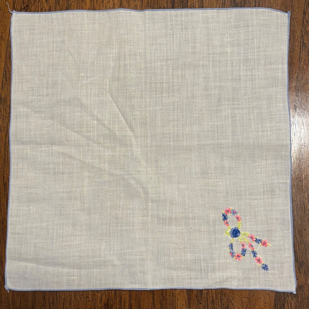Vintage White Blue Embroidered Floral Bow Linen Handkerchief